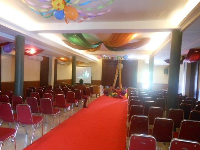 Feodora Airport Hotel Palembang Bagian luar foto
