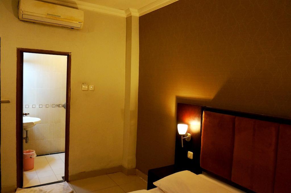 Feodora Airport Hotel Palembang Ruang foto
